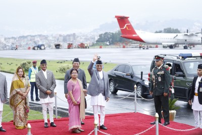  प्रधानमन्त्री ओली चीन प्रस्थान 